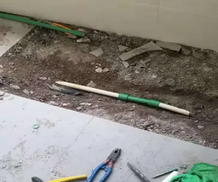 云龙卫生间测漏水
